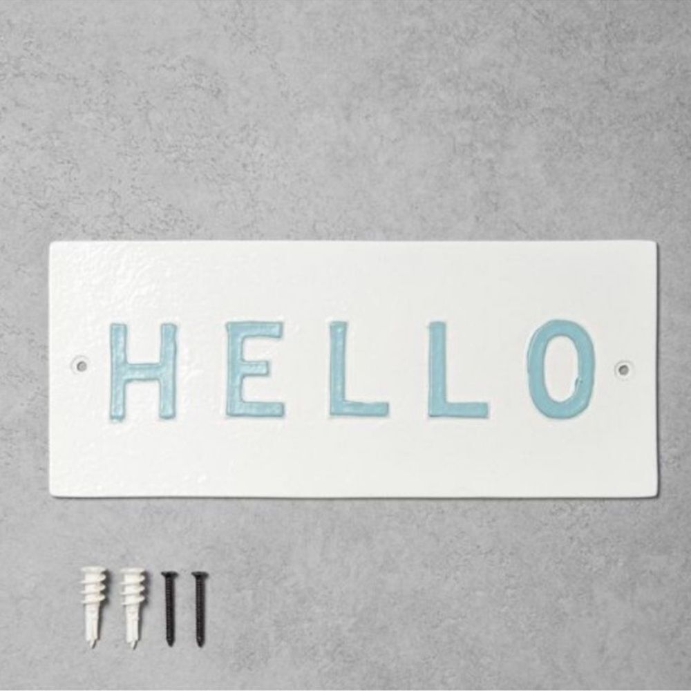 Hearth and hand hello‎ sign D26